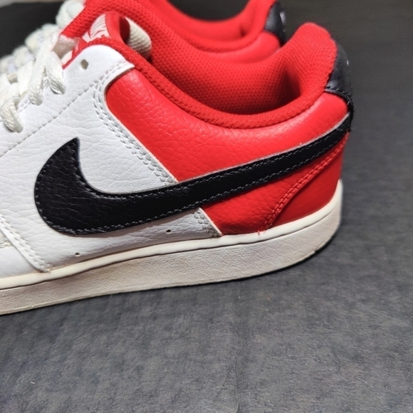 Nike Court Vision Lo Basketball Leather Sneakers White/Black/Red Mens Size 8 - Picture 6 of 9